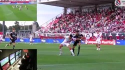 La polémica jugada que causó enojo en los hinchas curicanos