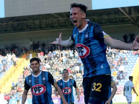 Huachipato derrota a Wanderers y le mete presión a la U
