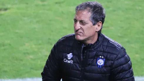 Salas, probablemente sin quererlo, será determinante en la parte alta y baja de la tabla.