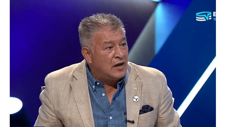 El comentarista recalcó lo que fue la definición del jugador cruzado