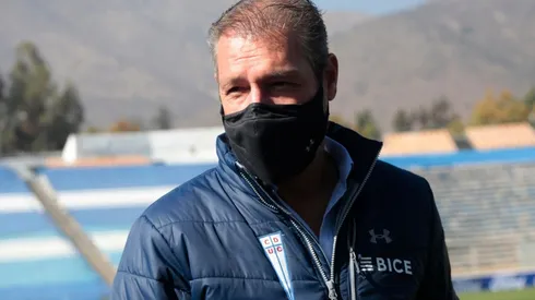 El gerente deportivo de la Universidad Católica explica los protocolos del club tras caso de Covid-19