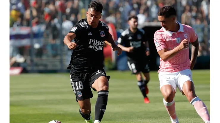 Albos y cruzados luchan mano a mano para ver quién es el nuevo campeón.