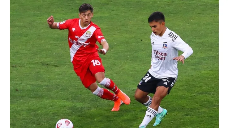 Curicó Unido recibe esta tarde a Colo Colo y llega con varios jugadores menos.