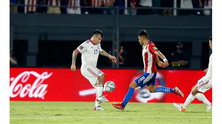 Medel preocupa en La Roja a la espera de resultados en exámenes.
