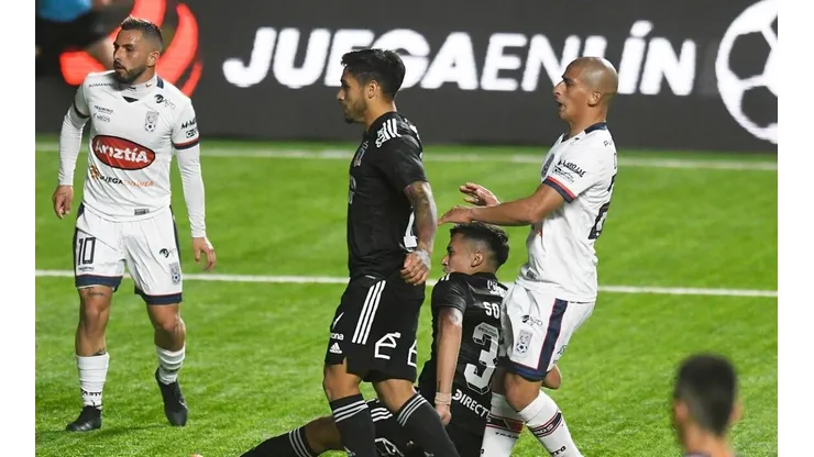 Colo Colo cierra la fecha ante Deportes Melipilla esta tarde.