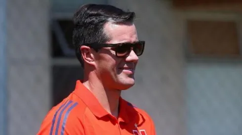 Michael Clark habló con el plantel de la U y respaldó al equipo junto a Romero.