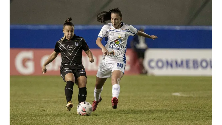 El equipo chileno va en busca del milagro en el torneo continental