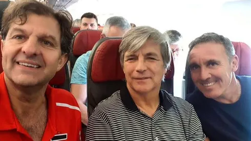 La selfie que delató a la delegación alba que viajó a Brasil.
