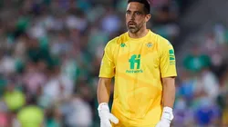 Bravo no pudo ante el Sevilla pero dejó una buena impresión en España