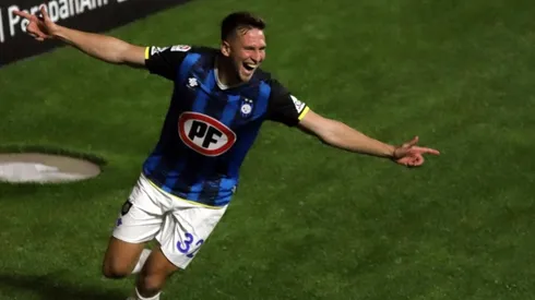 Huachipato consigue vital triunfo para intentar evitar el descenso