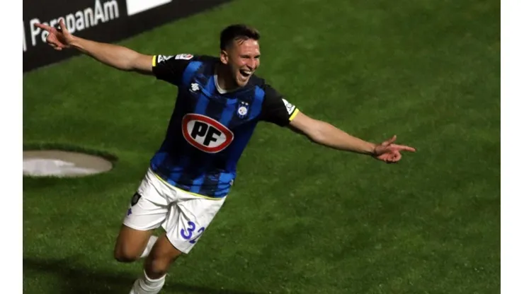 Huachipato consigue vital triunfo para intentar evitar el descenso