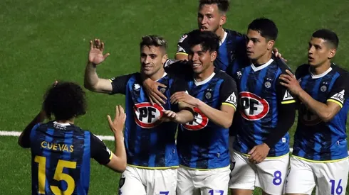 Huachipato consigue valioso triunfo sobre La Calera.