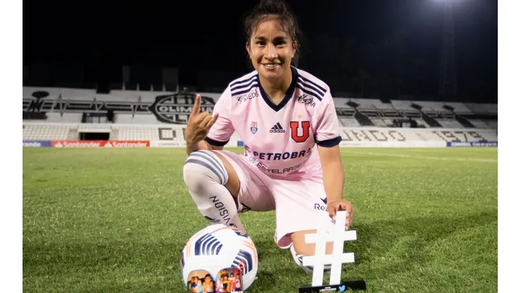 Rebeca Fernández figura de Universidad de Chile y máxima goleadora azul en Copas Libertadores