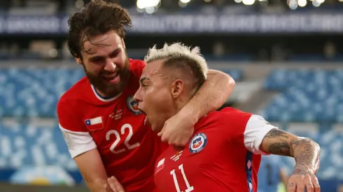 El hincha chileno se ilusiona con ver el tridente: Brereton- Vargas-Sánchez.