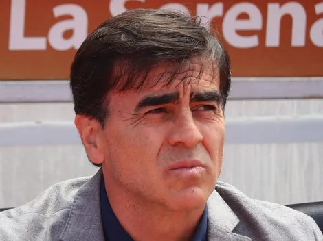 Gustavo Quinteros explica su malestar por contactos estrechos