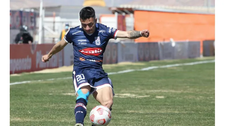 Cristián Zavala estaría, como contó su representante, cerca de los albos.