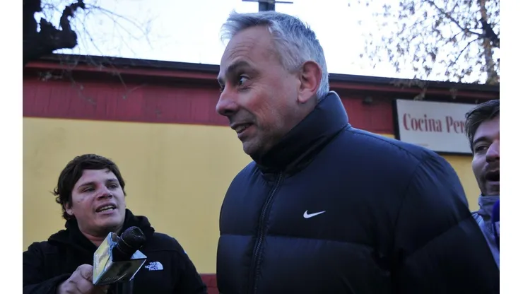El representante de jugadores salió al paso de la posible intervención que tenía en el club azul