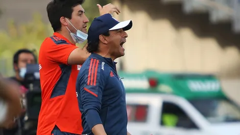 Esteban Valencia renuncia a la banca de la Universidad de Chile