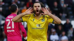 Ben Brereton marca dos goles con el Blackburn Rovers ante el Derby