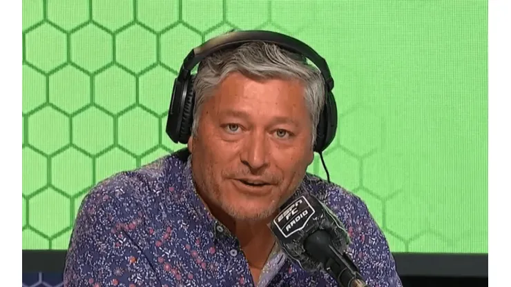 El ex jugador de los albos comentó la situación del cuadro colocolino