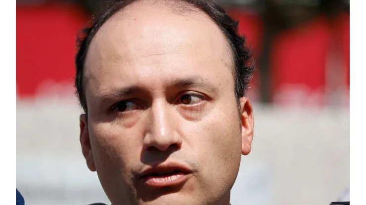 Valladares aseguró que, en caso de que se juegue, Colo Colo no contempla una no presentación.