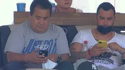 Ambos amigos se les vio sufriendo en el partido ante la UC