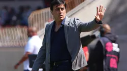 Colo Colo renueva el contrato de Gustavo Quinteros.