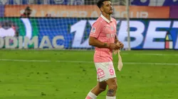 Zampedri es expulsado por doble amarilla y se perdería el clásico.