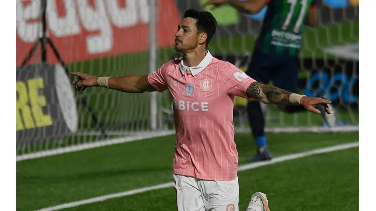 Zampedri es la única novedad de la UC para recibir a Wanderers.