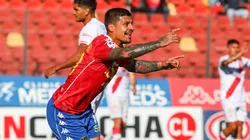 Unión Española derrota a Curicó y se ilusiona con la Sudamericana.