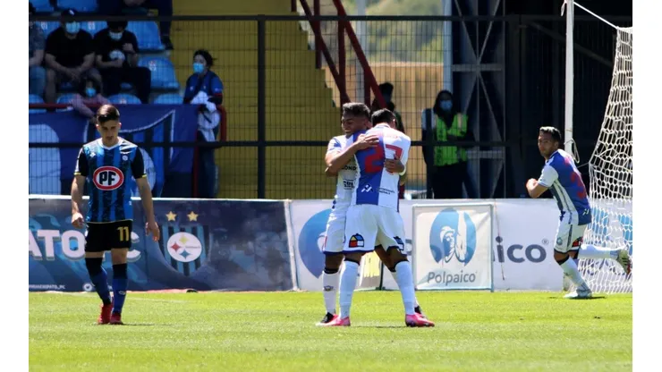 Antofagasta vence a Huachipato y se ilusiona con la Sudamericana.