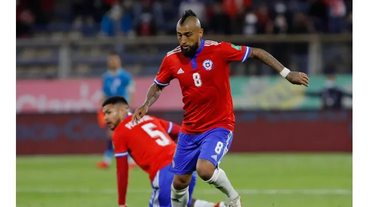 Arturo Vidal queda conforme con el partido ante Paraguay y dedica palabras a la prensa deportiva