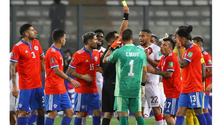 Los jugadores de Chile que podrían perderse el partido con Venezuela.