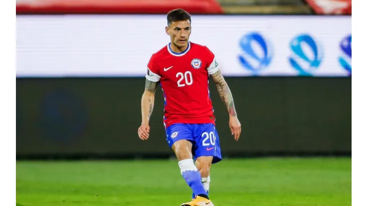 Charles Aránguiz entrega esperanza para La Roja.