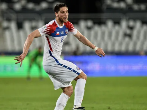 Chile confirma la baja de Francisco Sierralta para la triple fecha