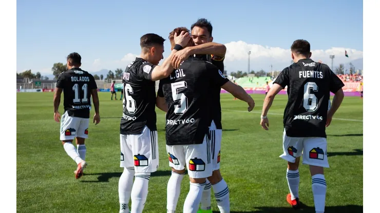 Colo Colo no permite que la Universidad Católica se le acerque más en la lucha por el título
