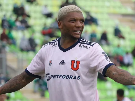 Junior Fernandes abandona por lesión el partido de la U