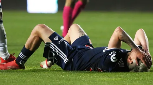 La U terminó el compromiso con 5 jugadores lesionados ante Antofagasta.