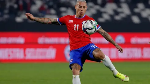Eduardo Vargas se lesiona y enciende las alarmas en La Roja.