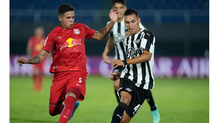 Libertad cayó de local sin la presencia de Marcelo Díaz en cancha.