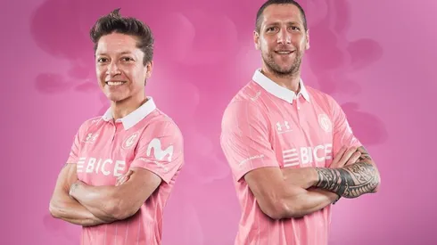 La UC presentó camiseta rosada para planteles masculinos y femeninos.