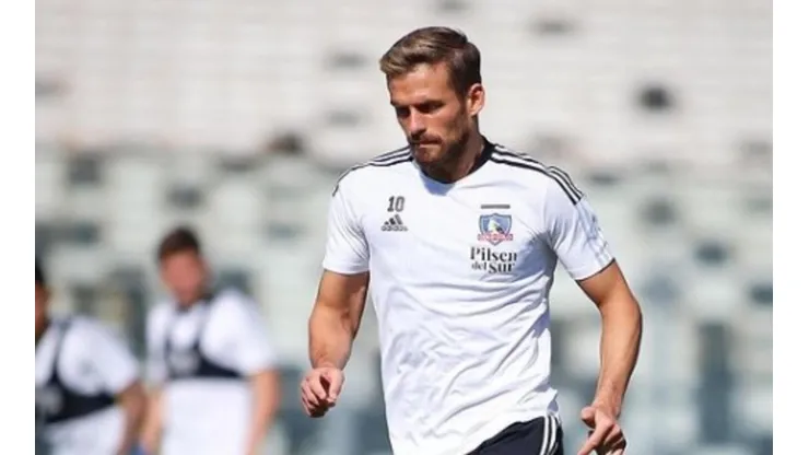 Christian Santos está trabajando para poder debutar pronto en Colo Colo.