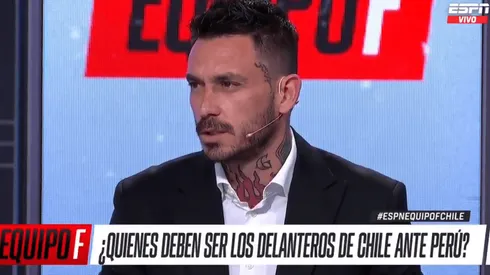 Pinilla se la juega con una formación en La Roja con partidos que son del todo o nada.