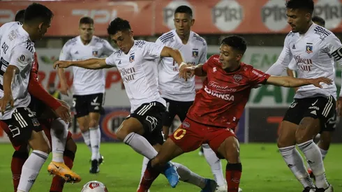 Colo Colo buscará su revancha frente a Ñublense en el Monumental.
