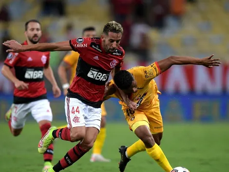 Isla tiene el respaldo de todos en el Flamengo