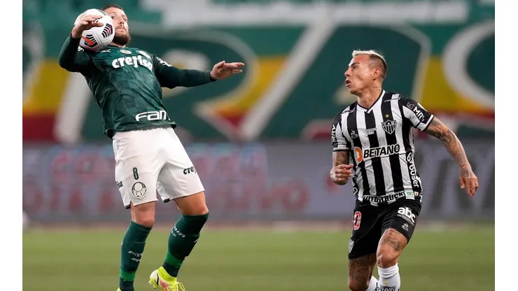 Eduardo Vargas ingresó en igualdad de Atlético Mineiro en semi ida de Libertadores