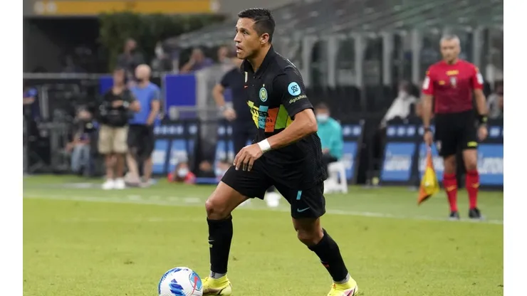 ¿Tres chilenos juntos? Inter dispuesto a ceder a Alexis Sánchez a España.