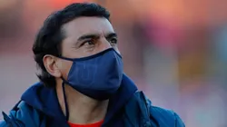 Esteban Valencia feliz con su continuidad en la banca técnica de la U.