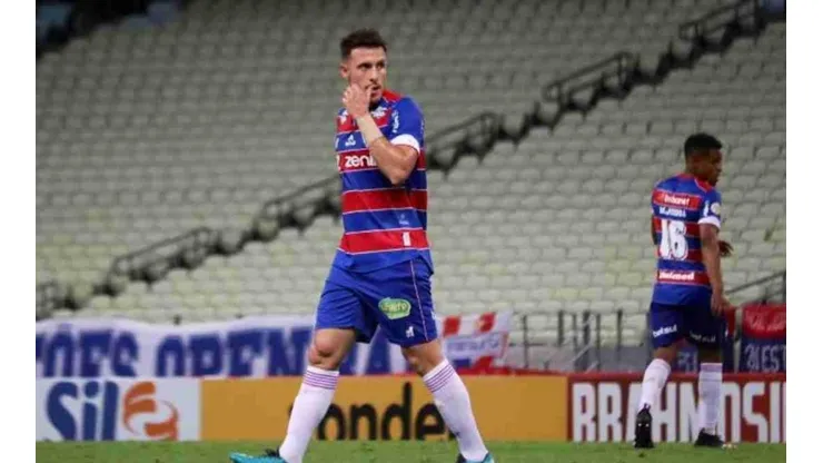 Ángelo Henríquez fue titular en derrota de Fortaleza ante Inter.