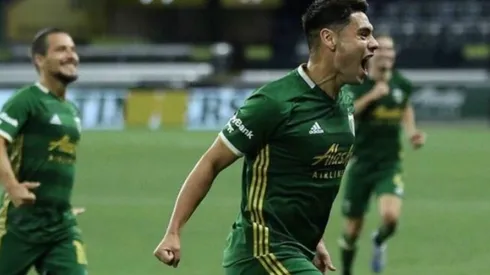 Felipe Mora fue titular y jugó 88 minutos en la victoria de su equipo.